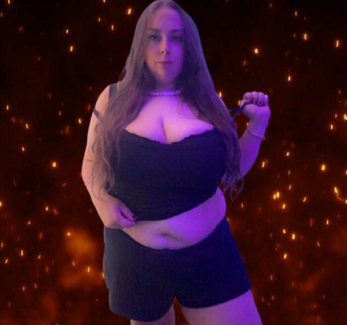 Jezebelphoenix (@jezebelphoenix), OnlyFans creator