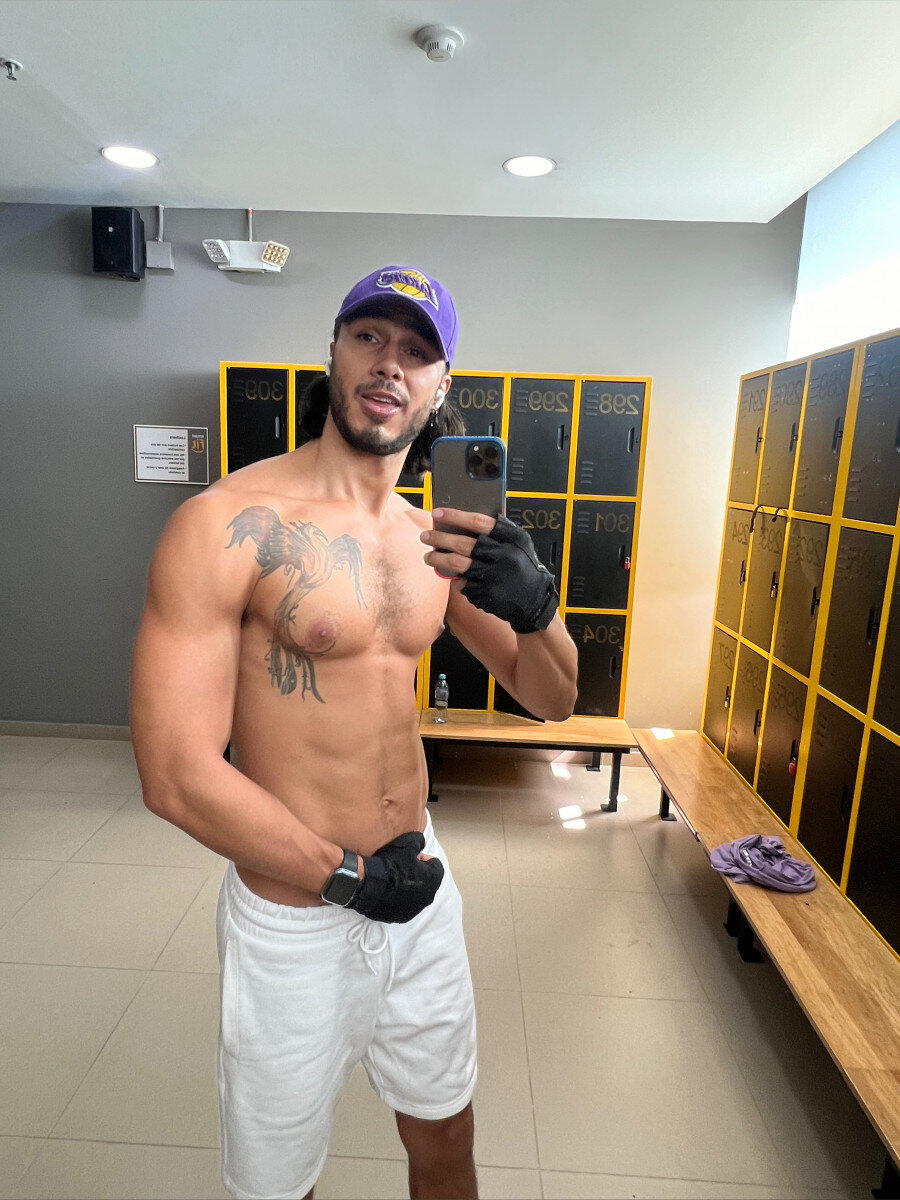 Jhimyphoenix666 (@jhimy_phoenix666), OnlyFans creator