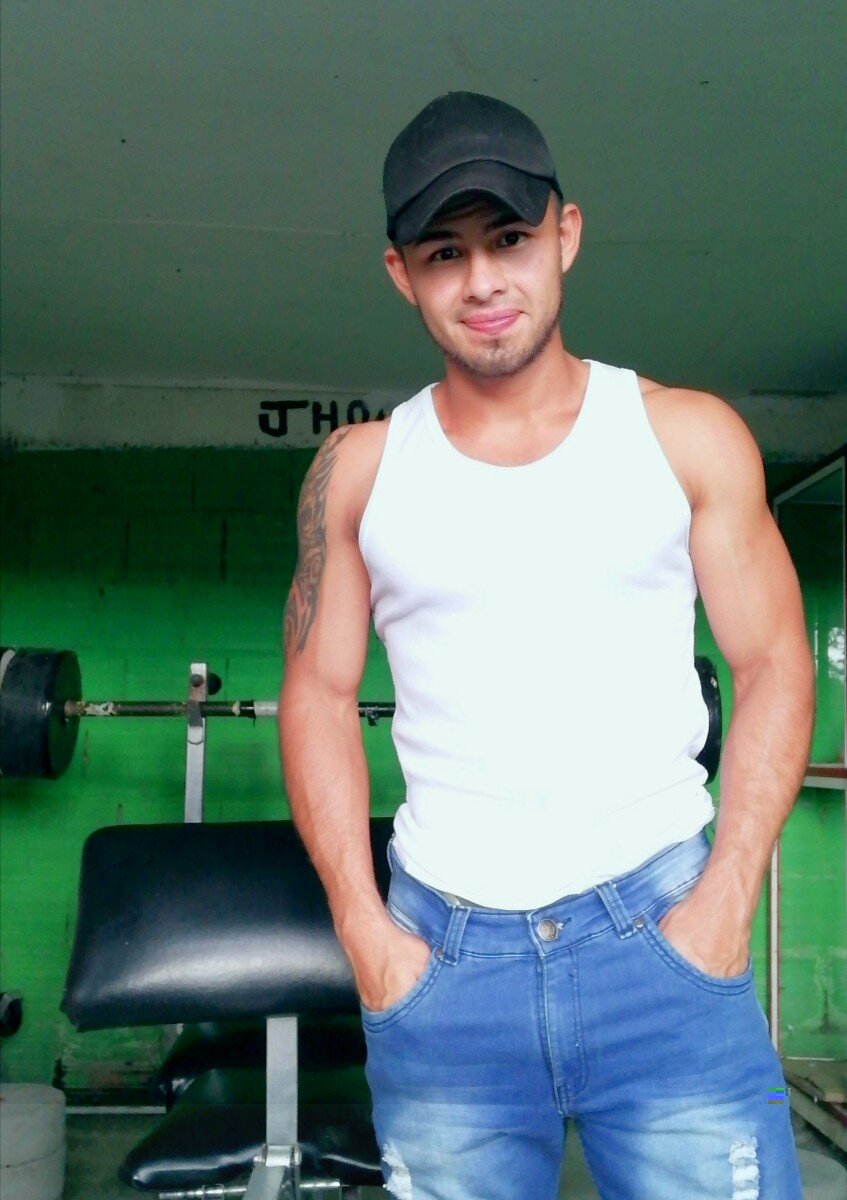 Jhon23sexxx (@jhon23sexxx), OnlyFans creator