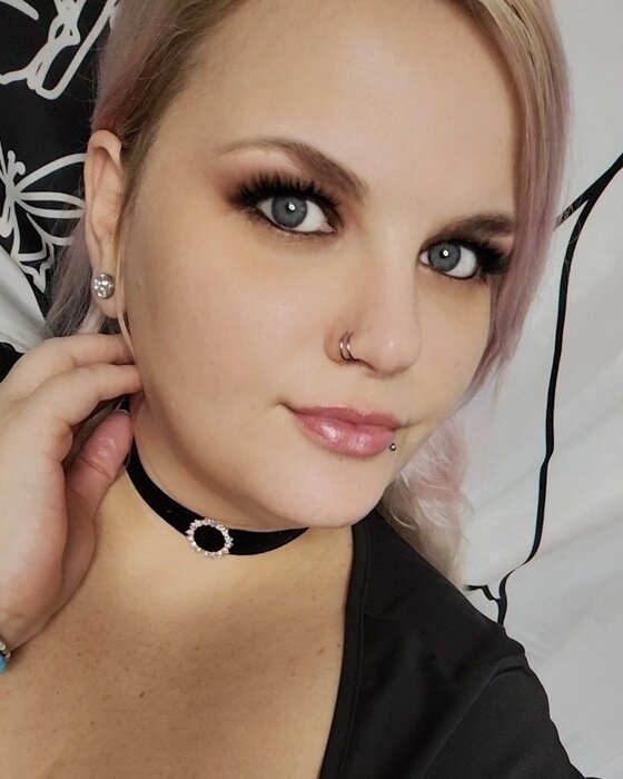 Jiggleypuffss (@jiggleypuffss), OnlyFans creator