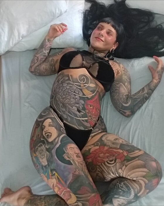 Johallynluy (@johallynluy), OnlyFans creator