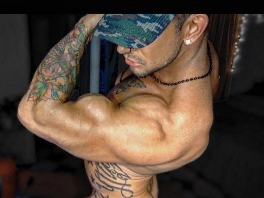 Johnny08264379 (@johnny08264379), OnlyFans creator