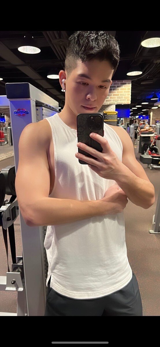 Johnnychen1 (@johnnychen1), OnlyFans creator
