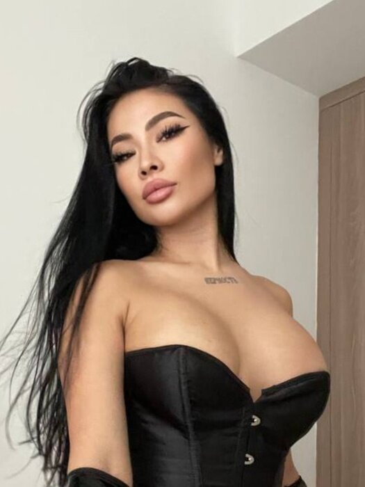 Jollymoore (@jolly_moore), OnlyFans creator
