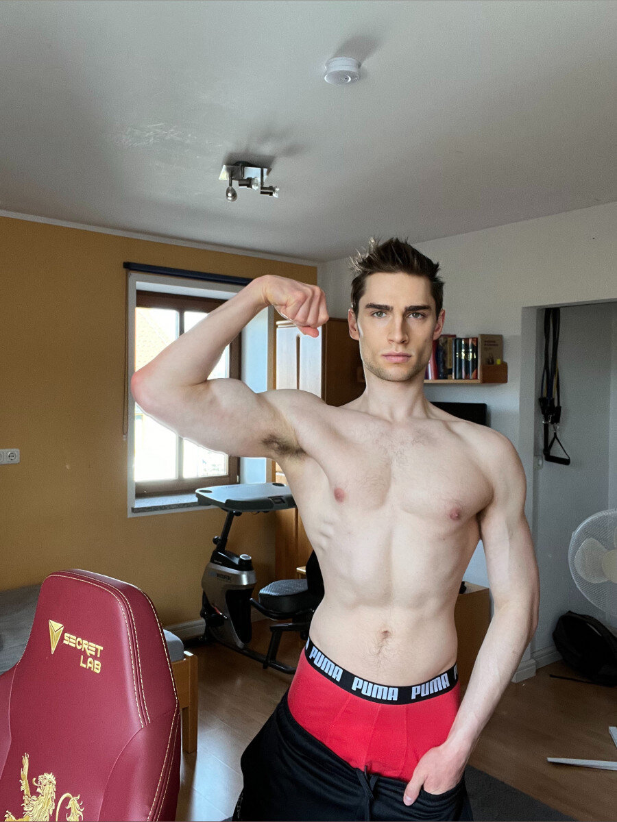 Jonasheimfree (@jonasheimfree), OnlyFans creator