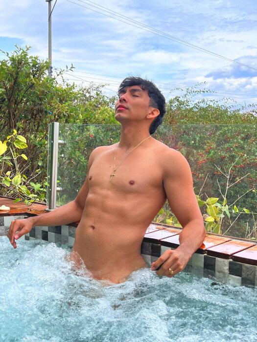 Jordanrrosas (@jordanrrosas), OnlyFans creator