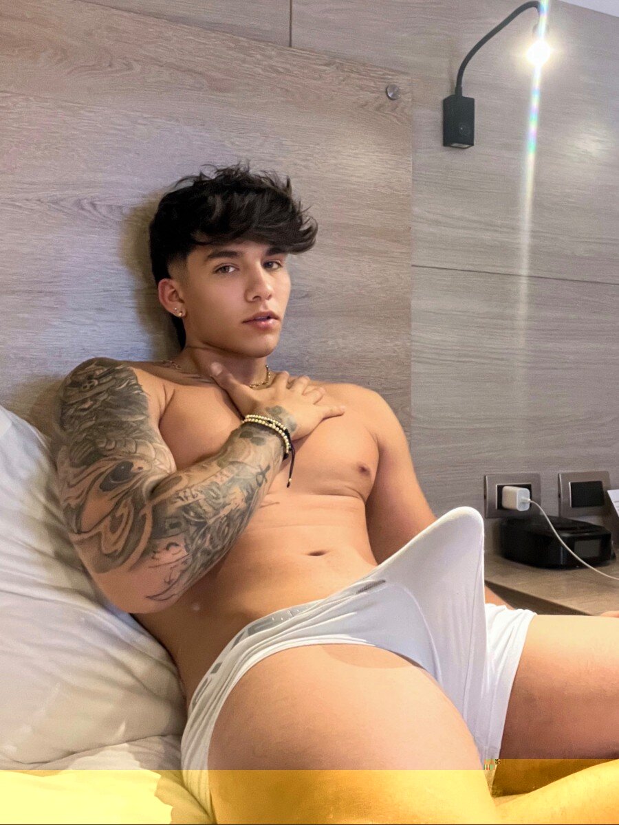 Jorgito1818 (@jorgito1818), OnlyFans creator