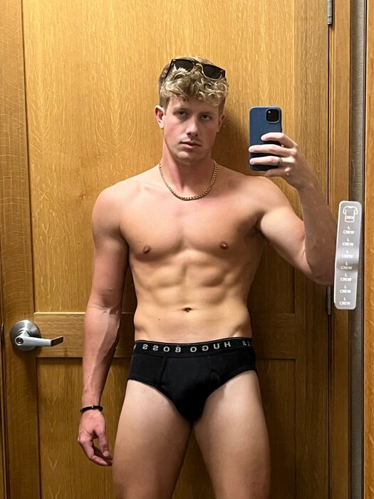 Jrusse88 (@jrusse88), OnlyFans creator