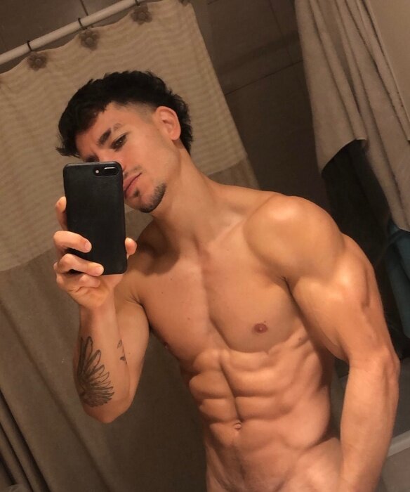 Juanhuidobro11 (@juanhuidobro11), OnlyFans creator