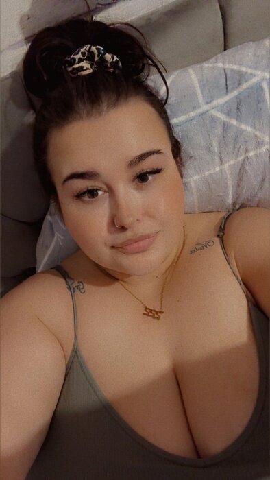 Juicylucie (@juicy-lucie), OnlyFans creator