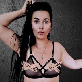 Juicyjas (@juicy_jas), OnlyFans creator
