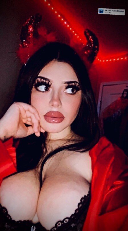 Juicyjess310 (@juicy_jess310), OnlyFans creator