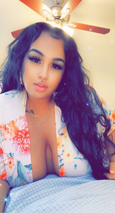 Juicycataleya1 (@juicycataleya1), OnlyFans creator