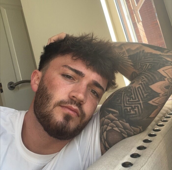 Juicydannyr (@juicydannyr), OnlyFans creator