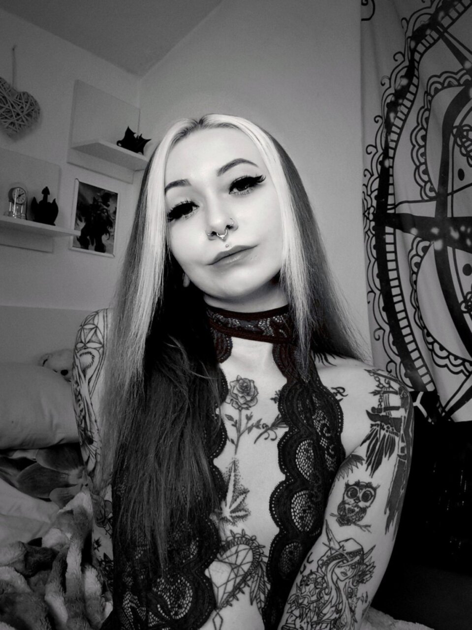 Jujushithappens (@jujushithappens), OnlyFans creator