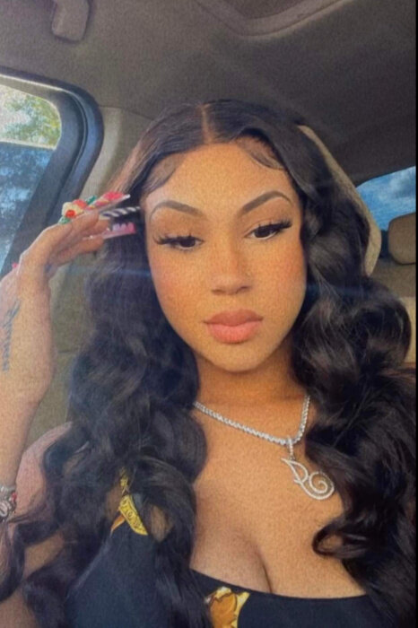 Julerriamor2 (@julerriamor2), OnlyFans creator