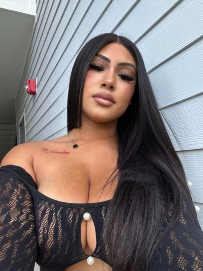 Julerriamor (@julerriamor), OnlyFans creator