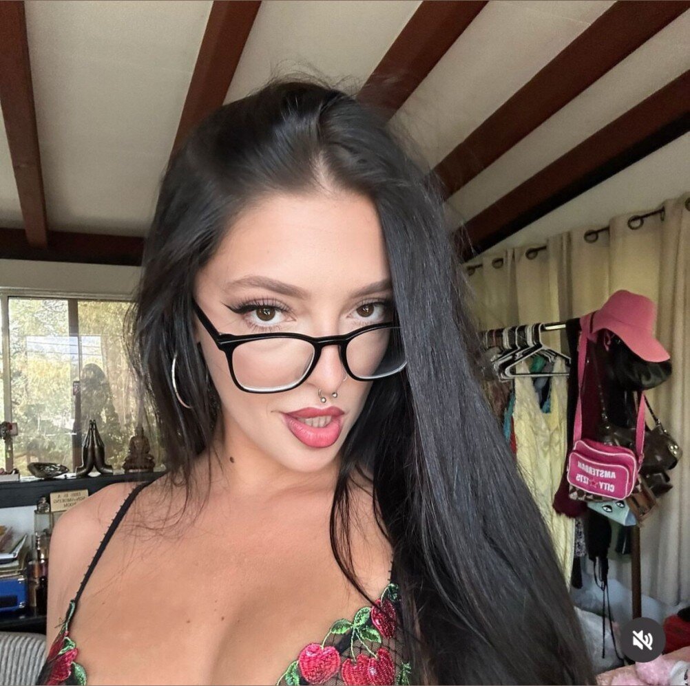 Juliachainme (@juliachainme), OnlyFans creator