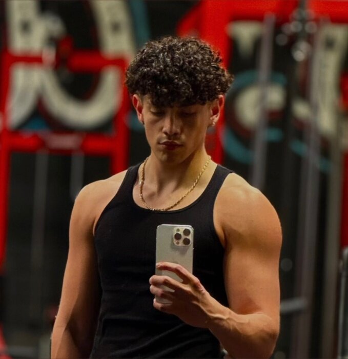Julianbarbozavip (@julianbarbozavip), OnlyFans creator