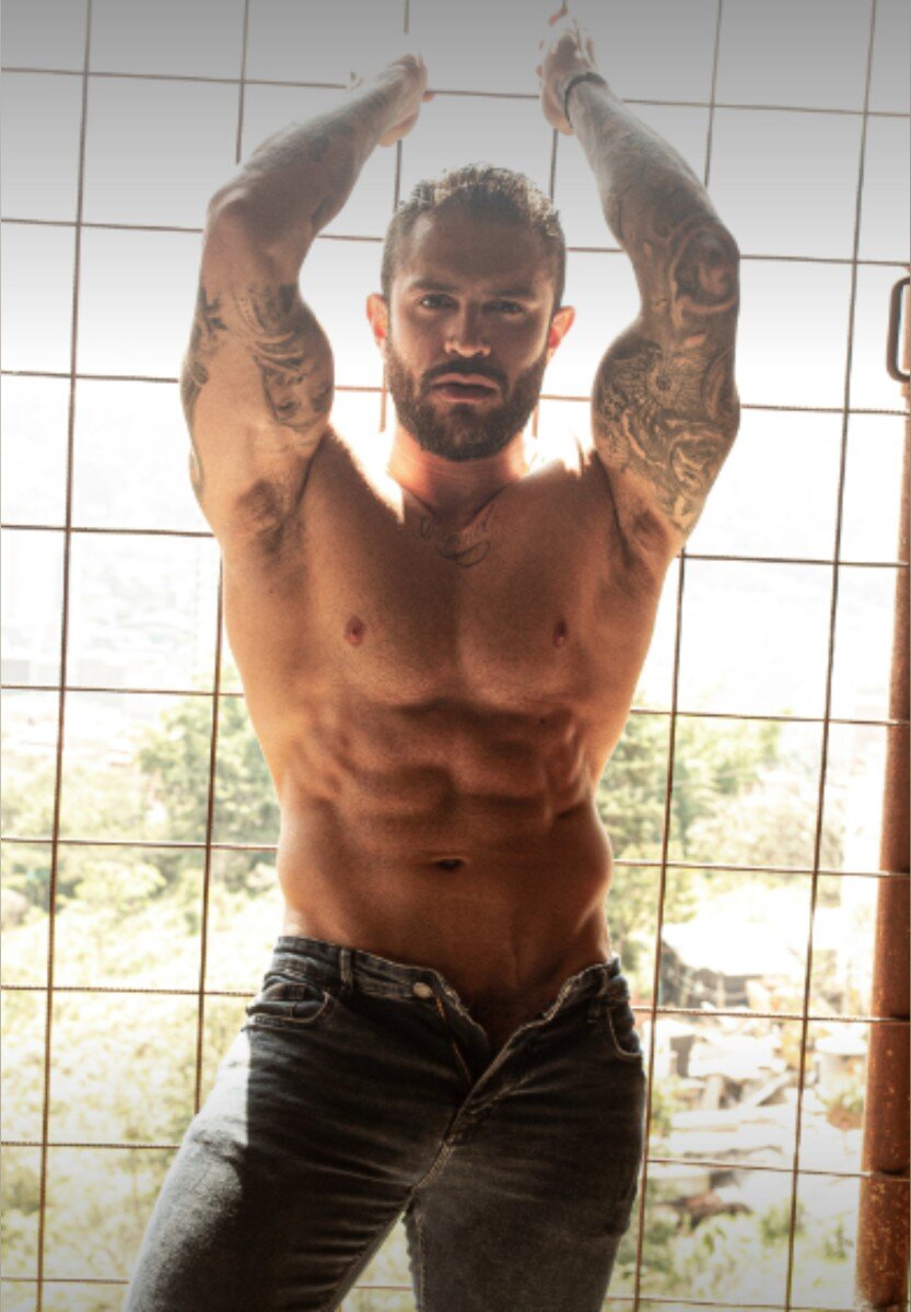 Julianchase (@julianchase), OnlyFans creator