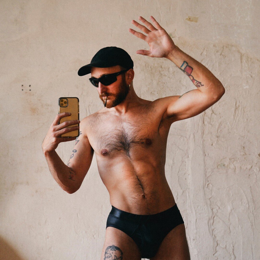 Julian (@julianmerlo), OnlyFans creator