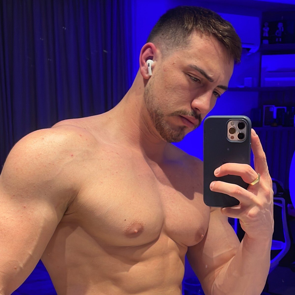 Julioiomes (@julio_iomes), OnlyFans creator