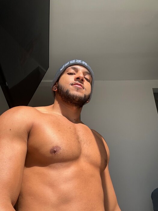 Junierxxx (@junierxxx), OnlyFans creator