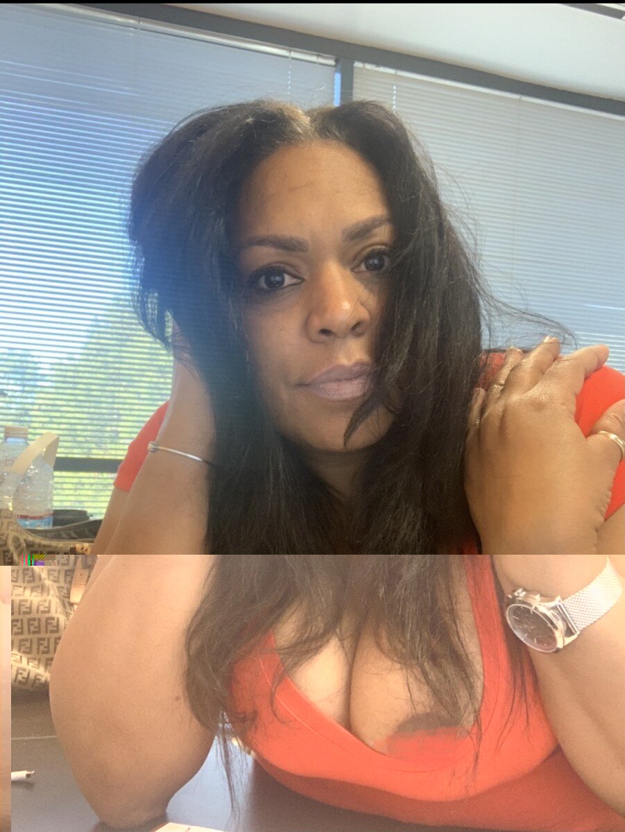 Jusagirlcheri (@jusagirl_cheri), OnlyFans creator