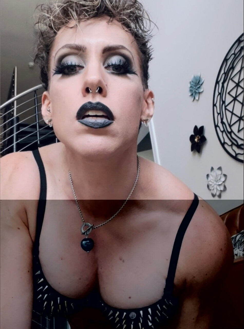 Justalissaxo (@justalissaxo), OnlyFans creator