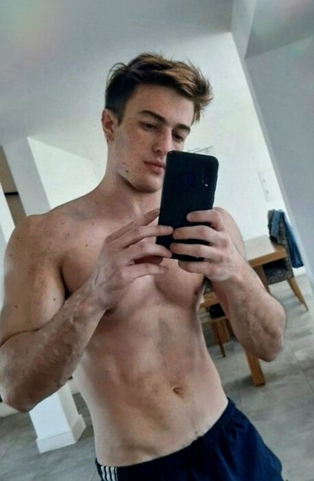 Justcallmecall (@justcallmecall), OnlyFans creator