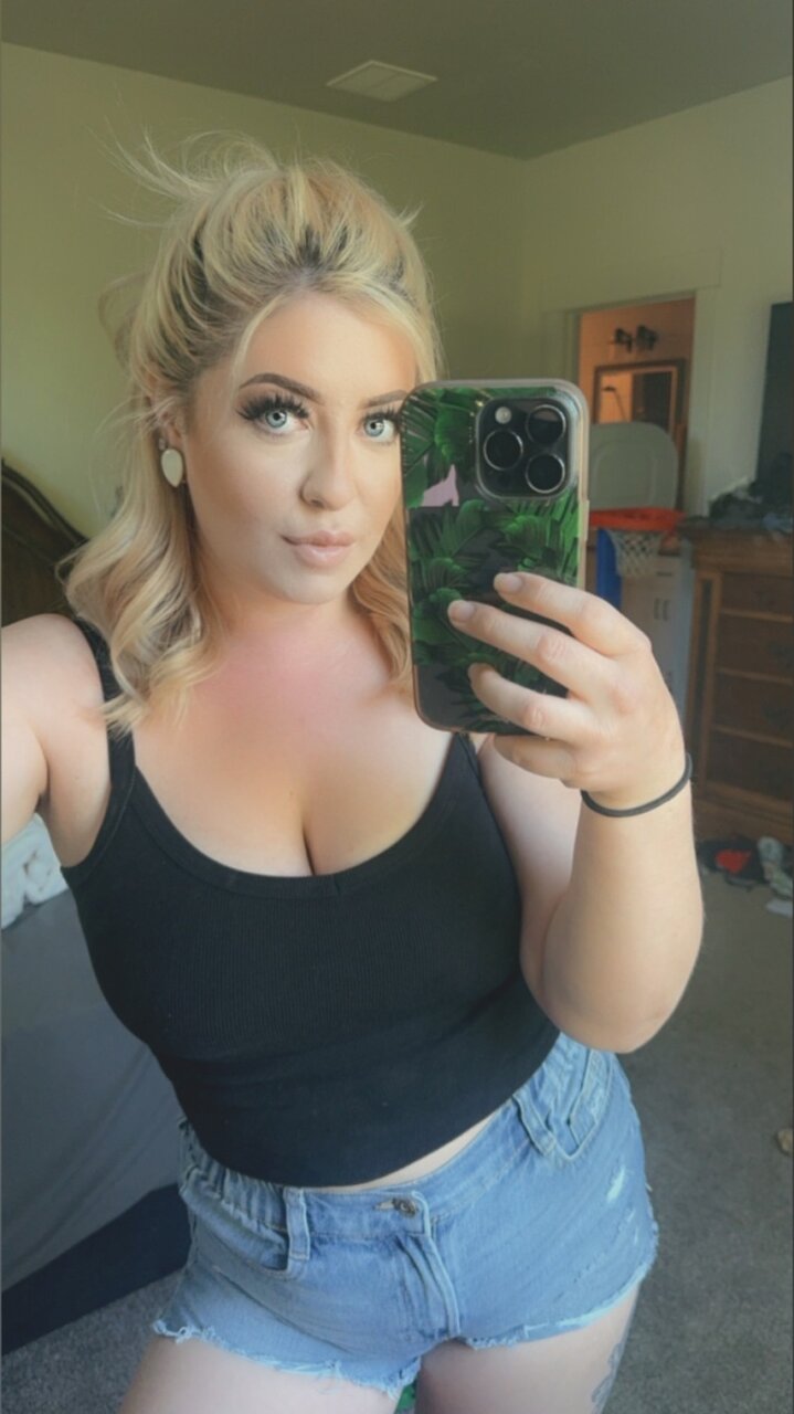 Justjess280 (@justjess280), OnlyFans creator