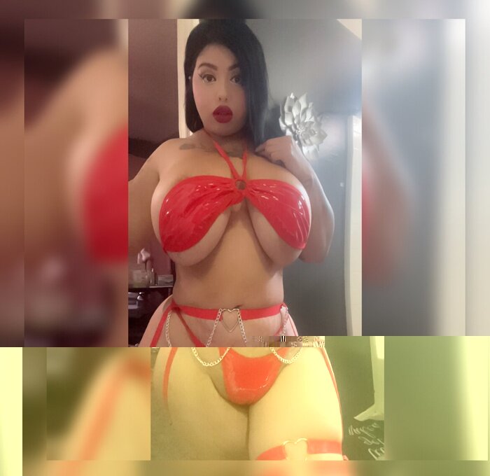 Justjulie333 (@justjulie333), OnlyFans creator