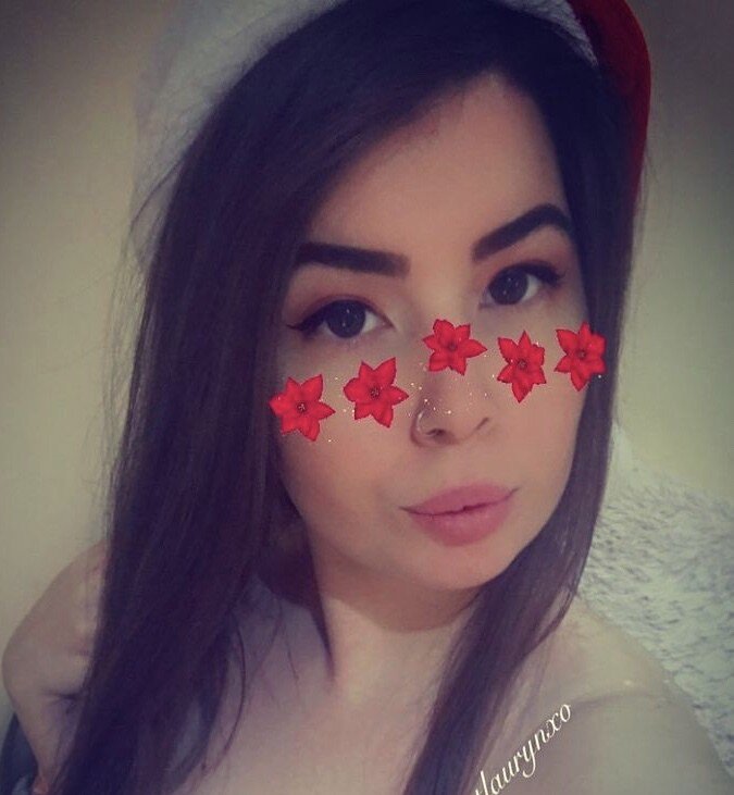Justlaurynxofree (@justlaurynxo-free), OnlyFans creator