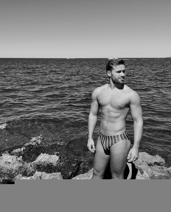Jwilliam99 (@jwilliam99), OnlyFans creator