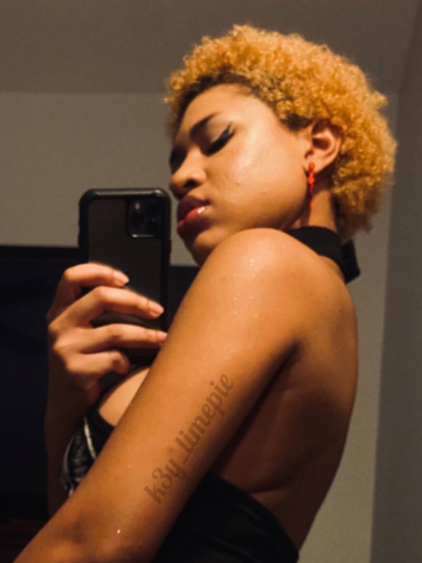 K3ylimepie (@k3y_limepie), OnlyFans creator