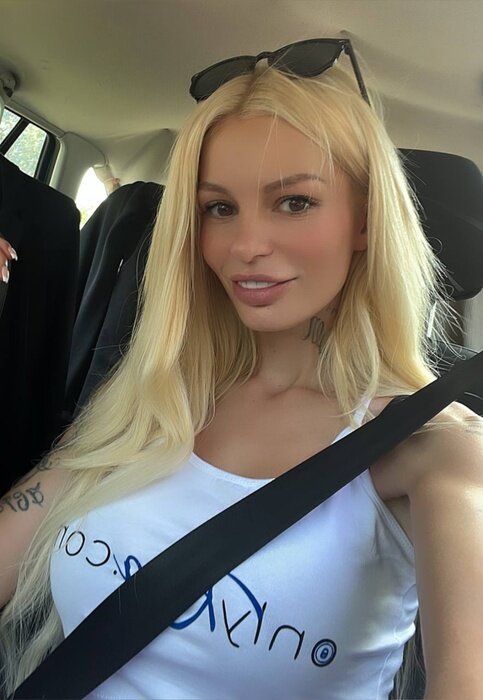 Kairakampenfree (@kairakampen_free), OnlyFans creator