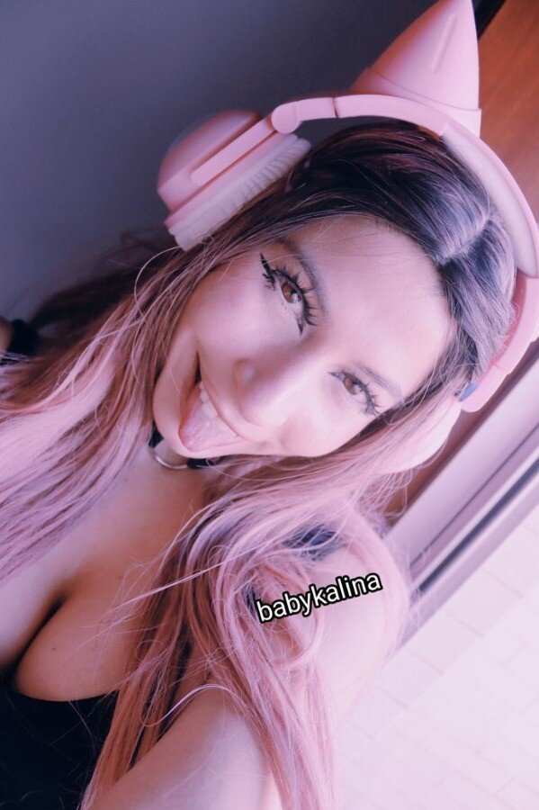 Kalinakittie (@kalinakittie), OnlyFans creator