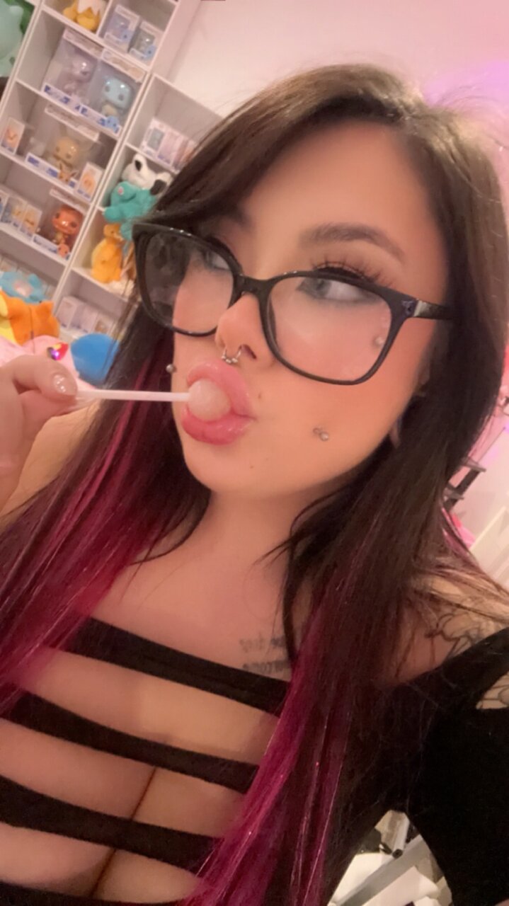 Kandikitty (@kandikitty), OnlyFans creator