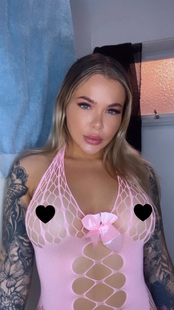Kandydollx (@kandydollx), OnlyFans creator