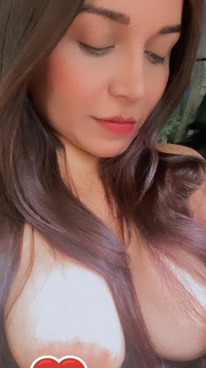 Karensitasexyvip (@karensitasexyvip), OnlyFans creator