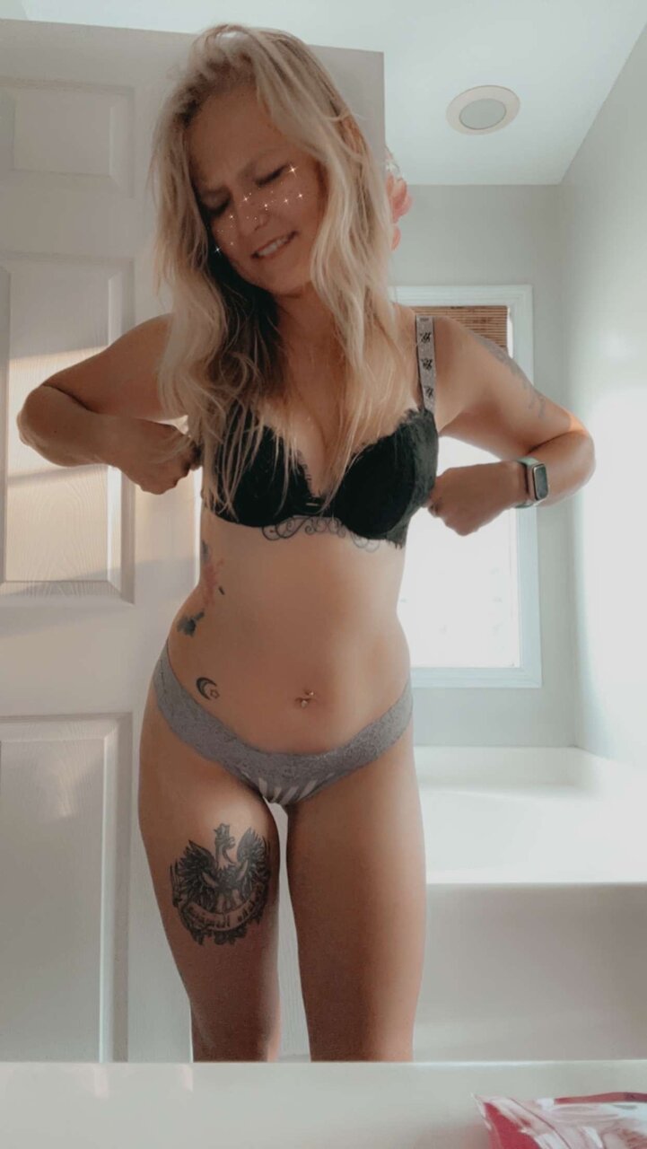 Kariandben (@kariandben), OnlyFans creator