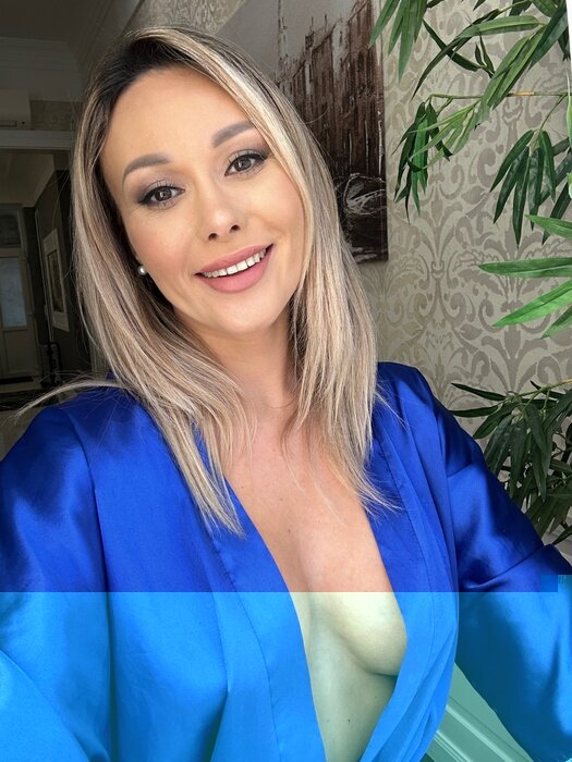 Karinakingvip (@karinakingvip), OnlyFans creator