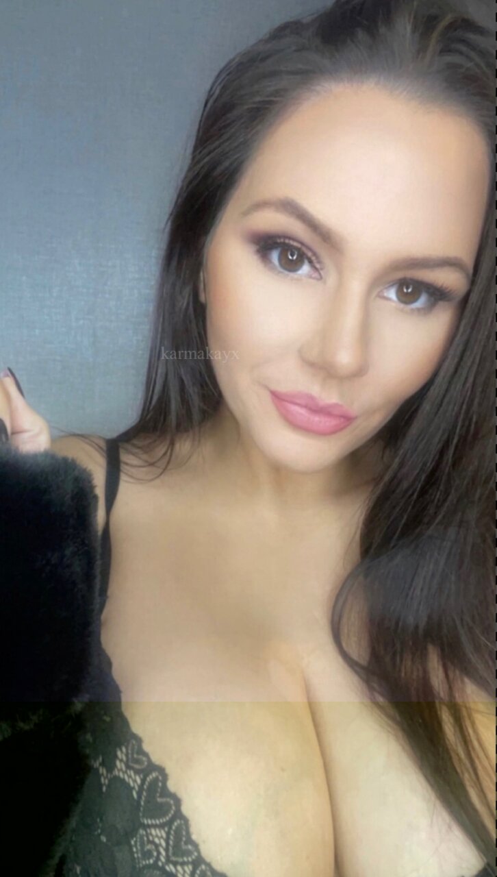 Karmakayx (@karmakayx), OnlyFans creator