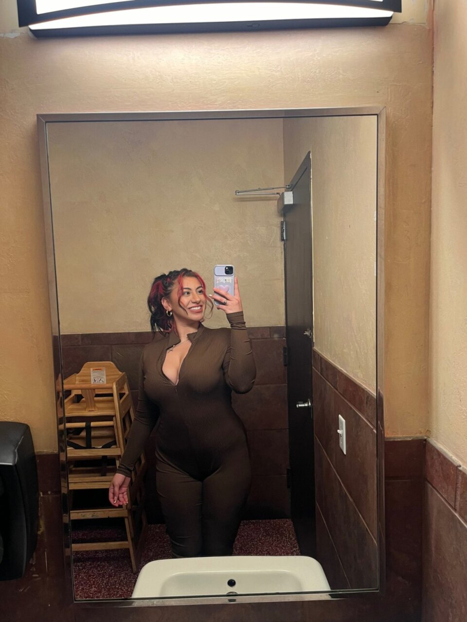 Karolinahh (@karoli.nahh), OnlyFans creator