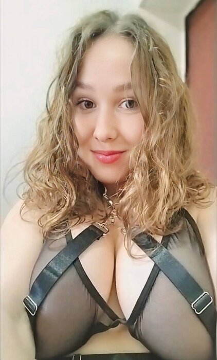 Katelust19 (@kate_lust19), OnlyFans creator