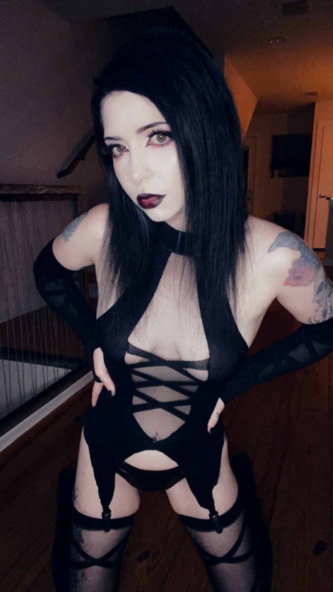 Katnoire (@katnoire), OnlyFans creator