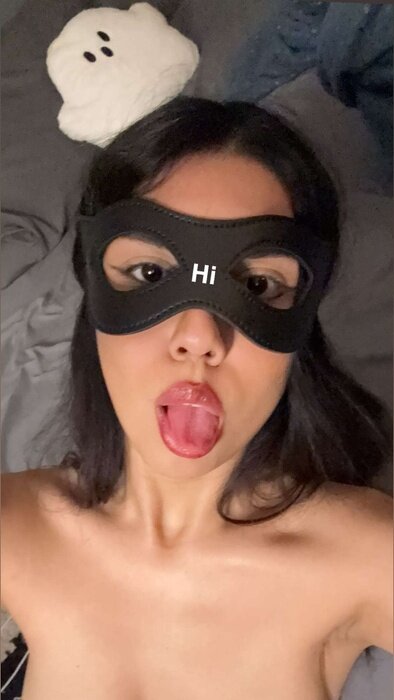 Katssecretzzz (@katssecretzzz), OnlyFans creator