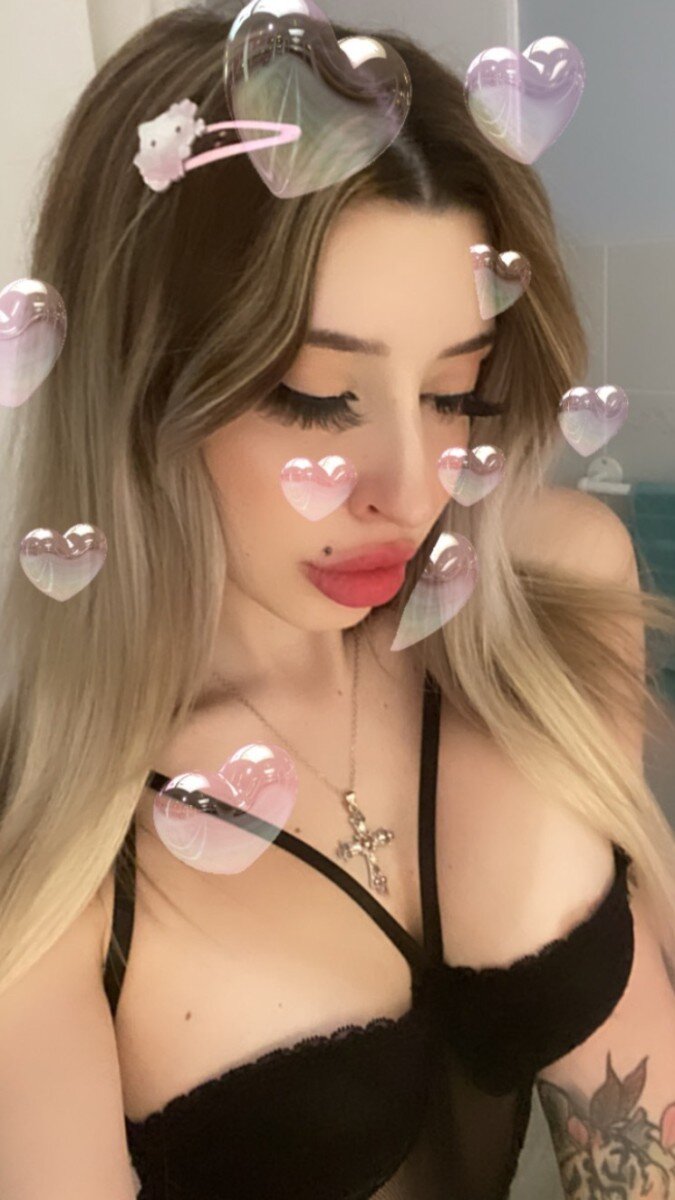Katuhrina (@katuhrina), OnlyFans creator