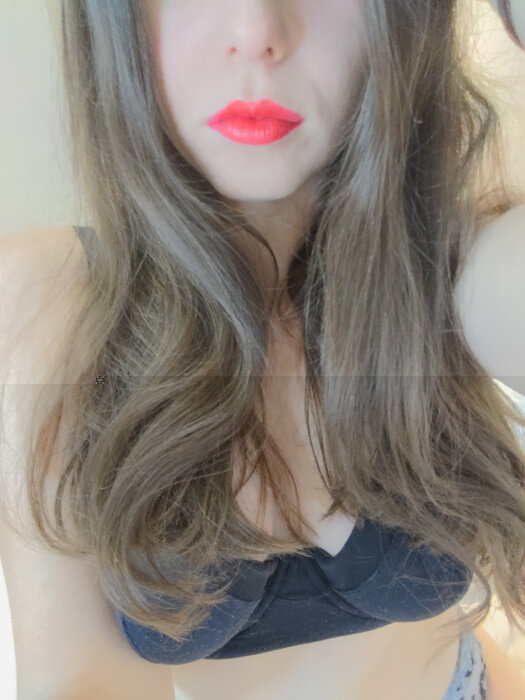 Katyakurves (@katyakurves), OnlyFans creator