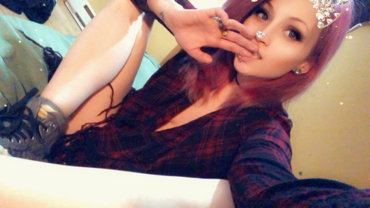 Kawaiikittykola (@kawaiikittykola), OnlyFans creator